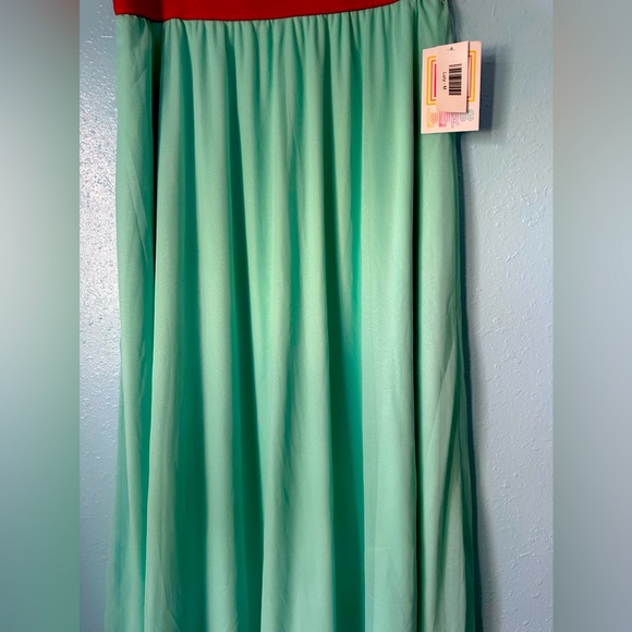 NWT Lularoe Lucy Maxi Party Chiffon Skirt M🌹Flowy - Picture 1 of 4